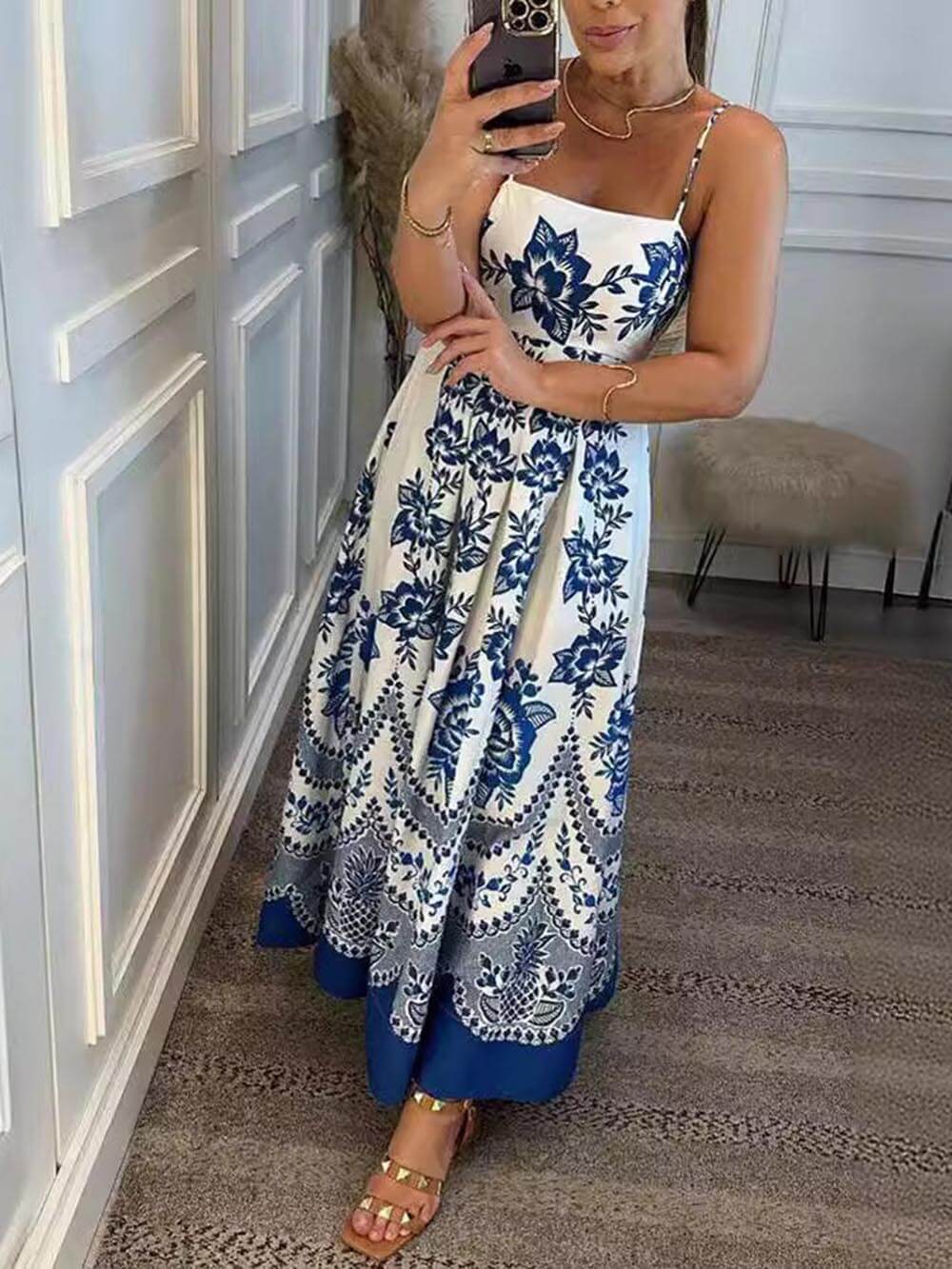 Vestido midi holgado con estampado floral étnico y espalda fruncida