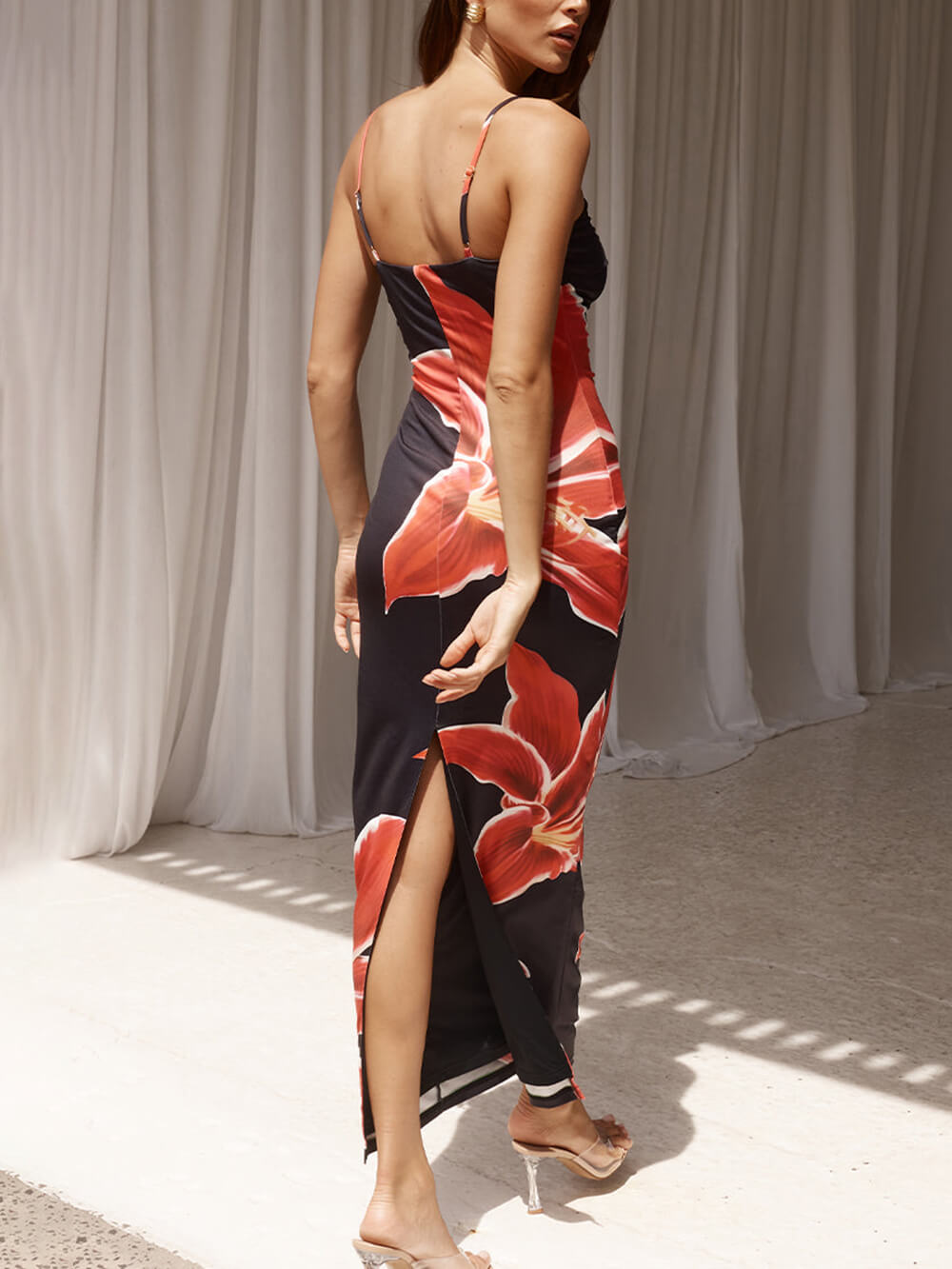 Vestido maxi con estampado floral abstracto e inolvidable