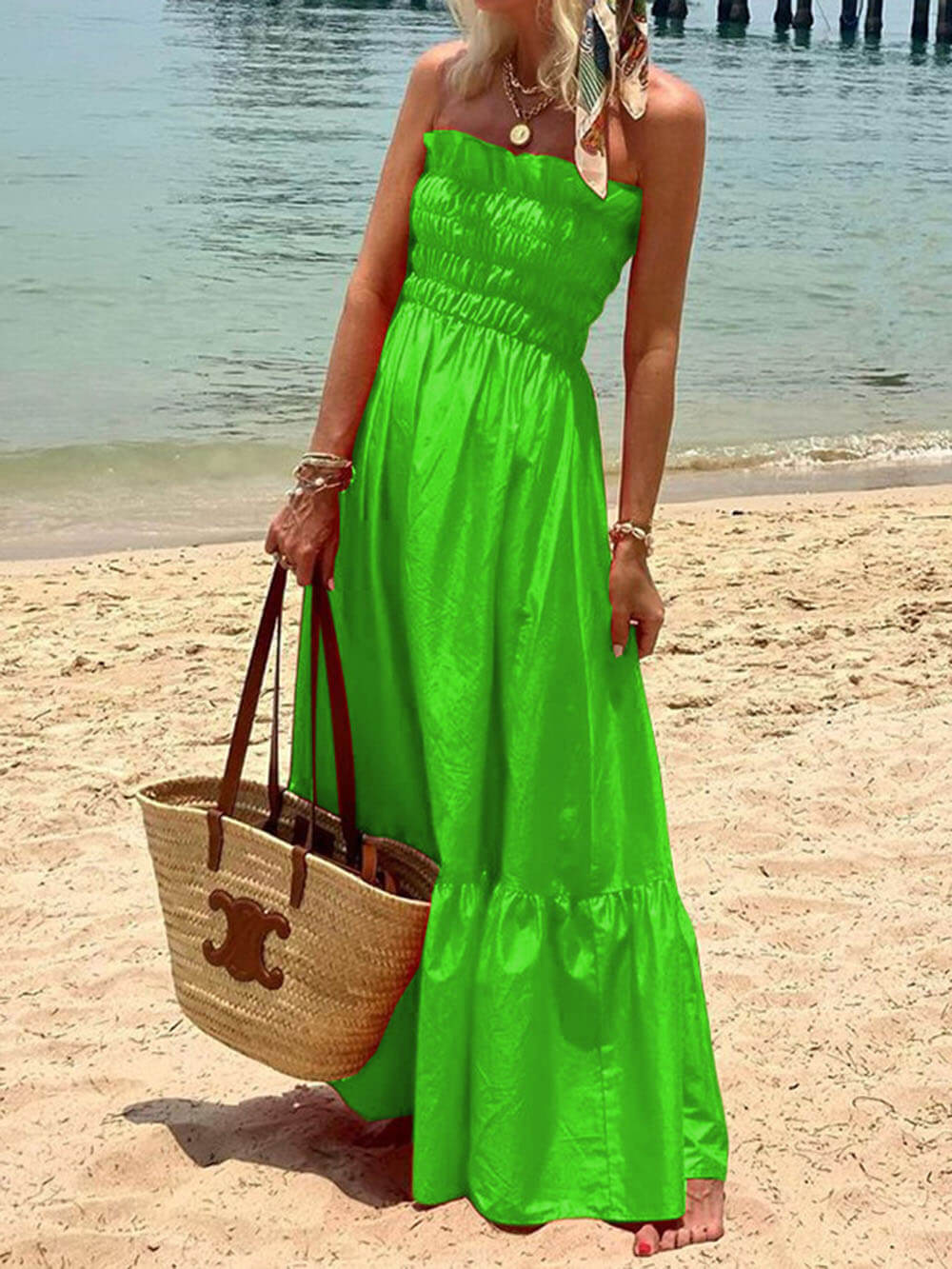 Vestido maxi para vacaciones con hombros descubiertos y busto fruncido