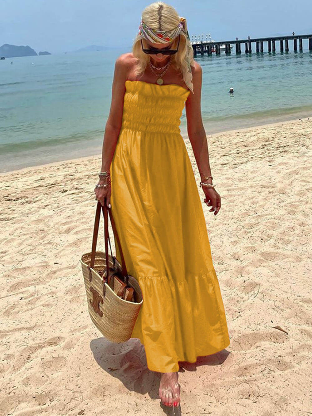 Vestido maxi para vacaciones con hombros descubiertos y busto fruncido