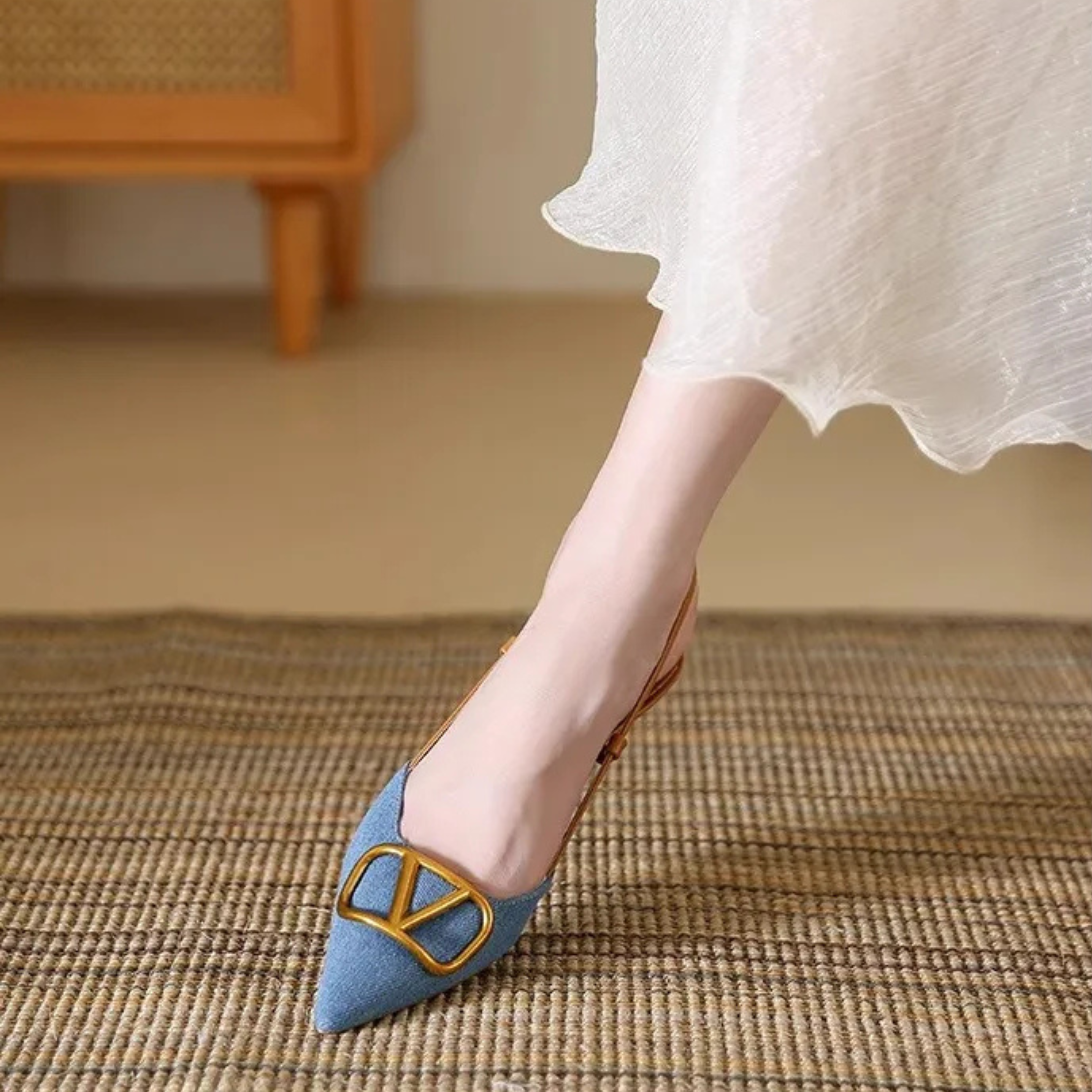 Valentina zapato slingback con tacón de aguja
