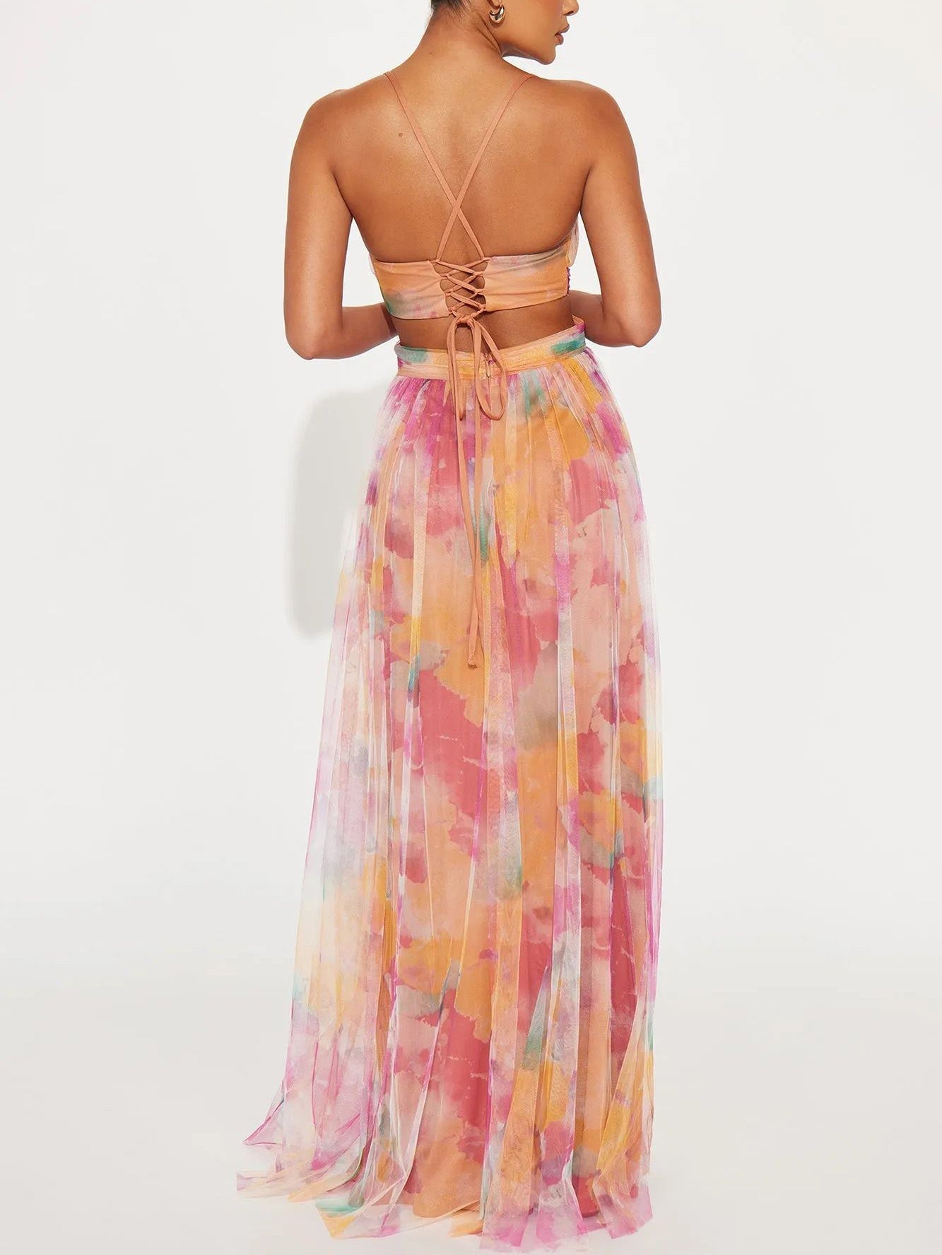 Vestido maxi A-line elegante con escote en V y estampado floral pintado