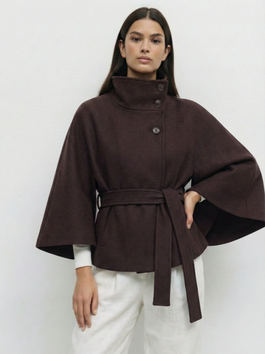 Chloe | Chaqueta de capa con cuello alto y cinturón