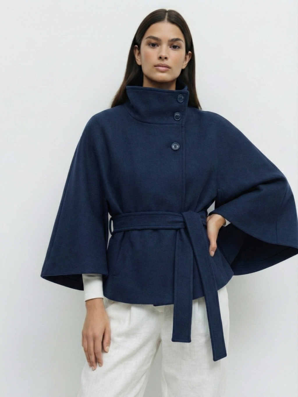 Chloe | Chaqueta de capa con cuello alto y cinturón